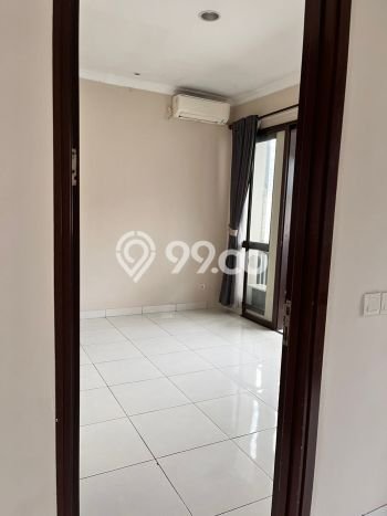 Disewakan! Rumah 4 Kamar Tidur &
3 Kamar Mandi di BSD, Tangerang Disewakan! Rumah 4 Kamar Tidur &
3 Kamar Mandi di BSD, Tangerang