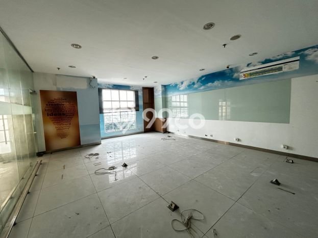Kantor Dijual di Prime Area Jakarta Selatan Luas 97m2 Kantor Dijual di Prime Area Jakarta Selatan Luas 97m2