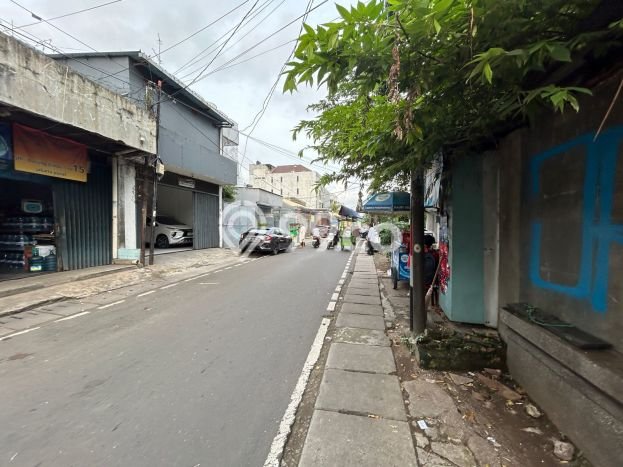 Ruko Dijual di Prime Area Jakarta Pusat Luas 300m2 Ruko Dijual di Prime Area Jakarta Pusat Luas 300m2