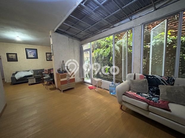 Komersial Strategis Kawasan Kramat Jati, Luas 360m², Lokasi Jalan Utama Komersial Strategis Kawasan Kramat Jati, Luas 360m², Lokasi Jalan Utama