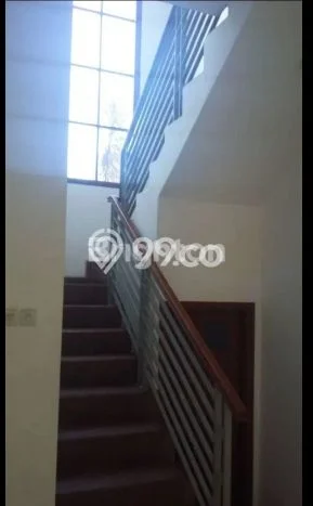 Sewa Rumah Murah di Tidar Malang Punya 5 KT Sewa Rumah Murah di Tidar Malang Punya 5 KT