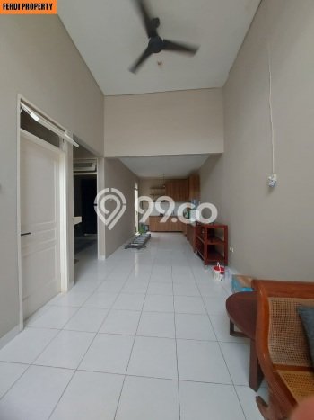 Rumah Luas Asri 2 KT Siap Huni di Citra Grand Jakarta Timur Rumah Luas Asri 2 KT Siap Huni di Citra Grand Jakarta Timur