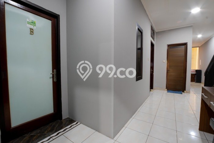 Cocok Untuk Investasi! For Sale Kost di Pulomas 14 Kamar Cocok Untuk Investasi! For Sale Kost di Pulomas 14 Kamar