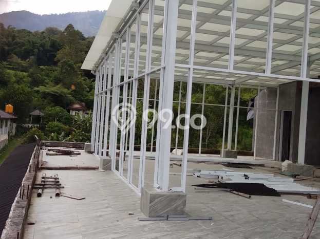HOT DEAL! Vila di , Area 2555m2m², Lokasi Prima HOT DEAL! Vila di , Area 2555m2m², Lokasi Prima