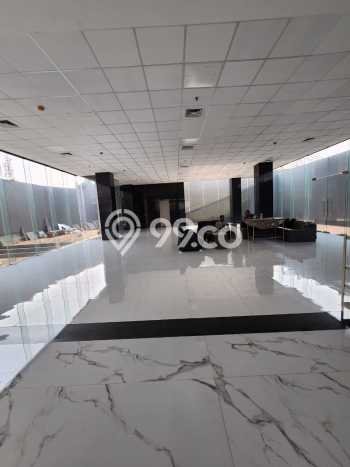 Unit Kantor Dijual di Jakarta Selatan LT 710m2 & LB 2070m2 Unit Kantor Dijual di Jakarta Selatan LT 710m2 & LB 2070m2
