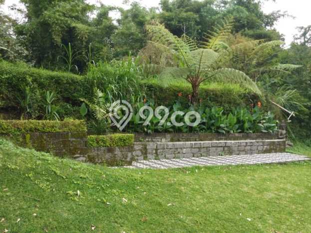 HOT DEAL! Vila di , Area 2555m2m², Lokasi Prima HOT DEAL! Vila di , Area 2555m2m², Lokasi Prima