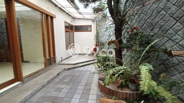 Rumah Eksklusif Siap Huni LT 452m2 di Bandung Wetan, Bandung Rumah Eksklusif Siap Huni LT 452m2 di Bandung Wetan, Bandung