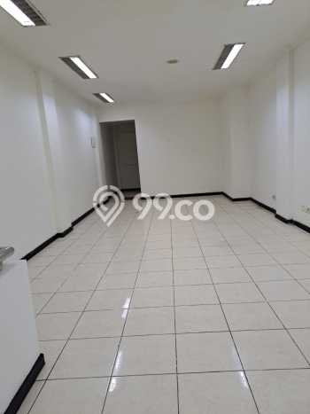 Unit Komersial Disewakan di Jakarta Selatan Area Strategis Harga Kompetitif Unit Komersial Disewakan di Jakarta Selatan Area Strategis Harga Kompetitif