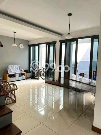 Hunian Mewah Dijual LT 157m2 di Kebayoran Baru, Jakarta Selatan Hunian Mewah Dijual LT 157m2 di Kebayoran Baru, Jakarta Selatan