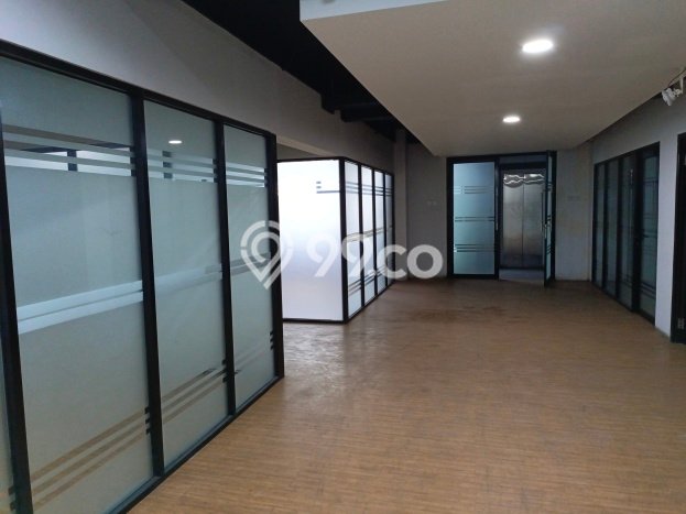 Hunian Luxury 20 Kamar Disewakan Hanya Rp 3 Miliar/ Tahun di Jakarta Selatan Hunian Luxury 20 Kamar Disewakan Hanya Rp 3 Miliar/ Tahun di Jakarta Selatan