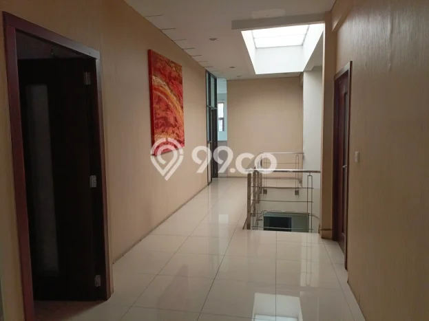 Kantor disewakan di Kebayoran Baru Jakarta Selatan dengan luas bangunan 764m2 Kantor disewakan di Kebayoran Baru Jakarta Selatan dengan luas bangunan 764m2