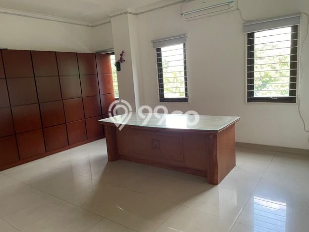 Ruko Dijual di Jakarta Utara LT 90m2 & LB 270m2 Lokasi Terbaik! Ruko Dijual di Jakarta Utara LT 90m2 & LB 270m2 Lokasi Terbaik!