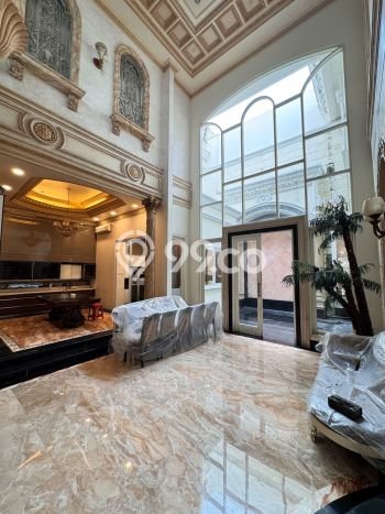 Ready to Use! Luxury House LT 660m2 Desain Elegan di Pantai Indah Kapuk Ready to Use! Luxury House LT 660m2 Desain Elegan di Pantai Indah Kapuk
