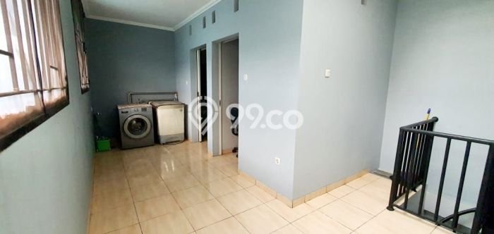 Rumah cantik di daan mogot di jual cepat bawa koper aja Rumah cantik di daan mogot di jual cepat bawa koper aja