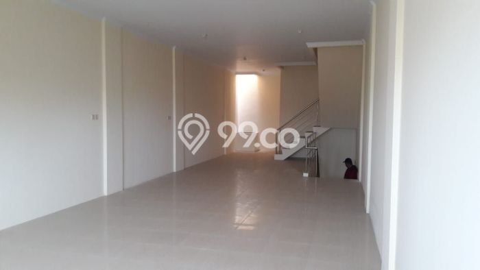 Ruko Bagus Dijual LB 350m2 Lokasi Strategis Jakarta Barat Area Cocok untuk Bisnis Ruko Bagus Dijual LB 350m2 Lokasi Strategis Jakarta Barat Area Cocok untuk Bisnis