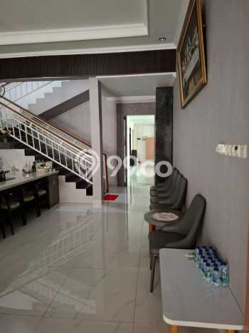 Rumah Elit Modern Tanpa Renovasi di Pondok Gede Jakarta Timur Rumah Elit Modern Tanpa Renovasi di Pondok Gede Jakarta Timur