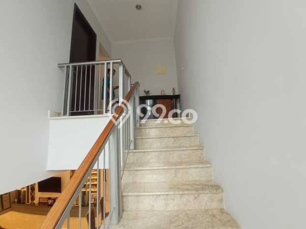 Rumah Luxury Modern Tanpa Renovasi di Pantai Indah Kapuk Jakarta Utara Rumah Luxury Modern Tanpa Renovasi di Pantai Indah Kapuk Jakarta Utara