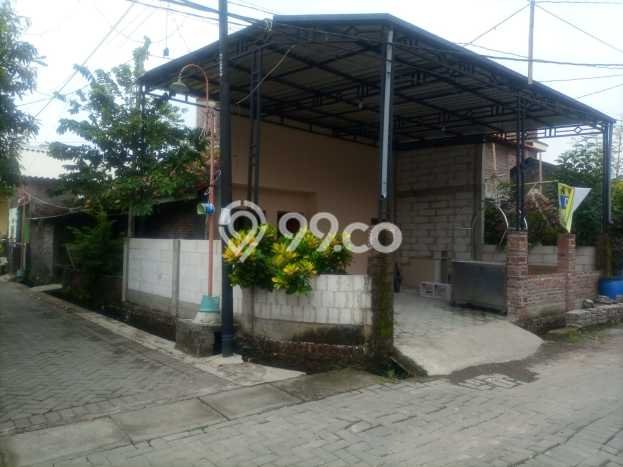 Dijual Rumah Cocok Untuk Usaha 50 Meter Jalan Raya Wolter Monginsidi Semarang Dijual Rumah Cocok Untuk Usaha 50 Meter Jalan Raya Wolter Monginsidi Semarang