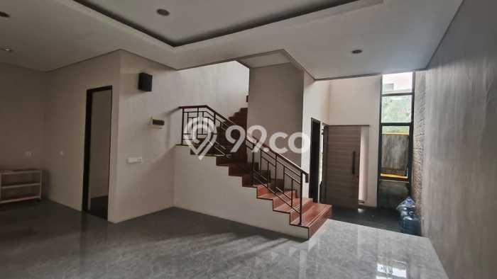 For Sale! Luxury House LT 160m2 Desain Elegan di BSD Green Wich For Sale! Luxury House LT 160m2 Desain Elegan di BSD Green Wich