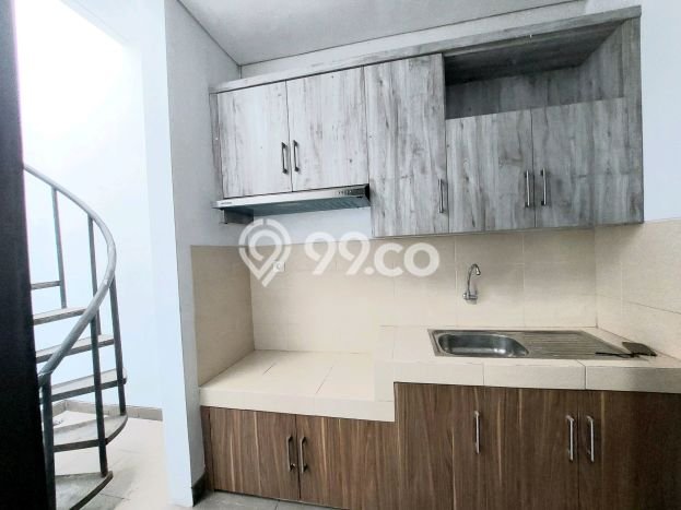 Rumah Elit Modern Tanpa Renovasi di BSD Green Wich Tangerang Rumah Elit Modern Tanpa Renovasi di BSD Green Wich Tangerang