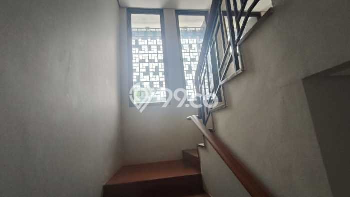 For Sale! Luxury House LT 160m2 Desain Elegan di BSD Green Wich For Sale! Luxury House LT 160m2 Desain Elegan di BSD Green Wich