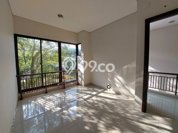 Rumah Mewah LB 92m2 Siap Huni Desain Elegan di BSD Eminent, Tangerang Rumah Mewah LB 92m2 Siap Huni Desain Elegan di BSD Eminent, Tangerang