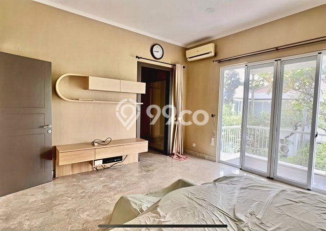 Ready to Use! Premium House LT 300m2 Desain Elegan di BSD De Park Ready to Use! Premium House LT 300m2 Desain Elegan di BSD De Park