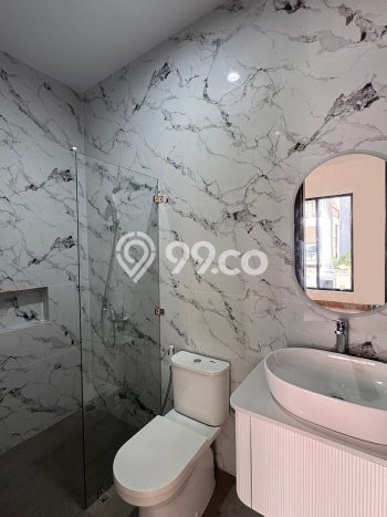 Hunian Elit LB 378m2 Siap Huni Desain Elegan di BSD The Icon, Tangerang Hunian Elit LB 378m2 Siap Huni Desain Elegan di BSD The Icon, Tangerang