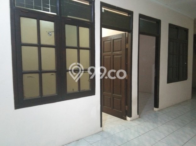 Rumah Luas Asri 3 KT Siap Huni di Kramat Jakarta Pusat Rumah Luas Asri 3 KT Siap Huni di Kramat Jakarta Pusat