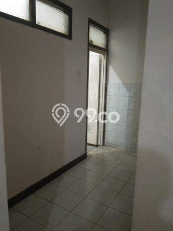 Rumah Luas Asri 3 KT Siap Huni di Kramat Jakarta Pusat Rumah Luas Asri 3 KT Siap Huni di Kramat Jakarta Pusat