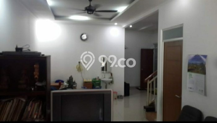 Rumah Elit Modern Siap Huni di Pejompongan Jakarta Pusat Rumah Elit Modern Siap Huni di Pejompongan Jakarta Pusat