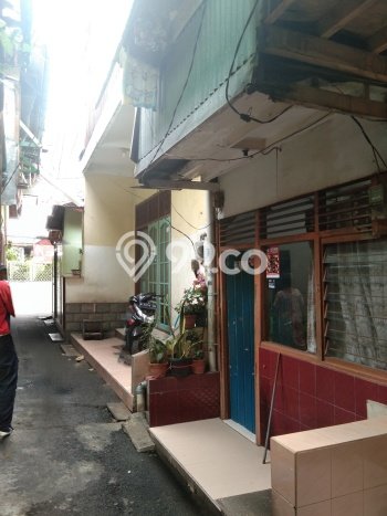 Jual Rumah Harga Miring Senen Punya 1 Kamar & LT 20m2 Jual Rumah Harga Miring Senen Punya 1 Kamar & LT 20m2