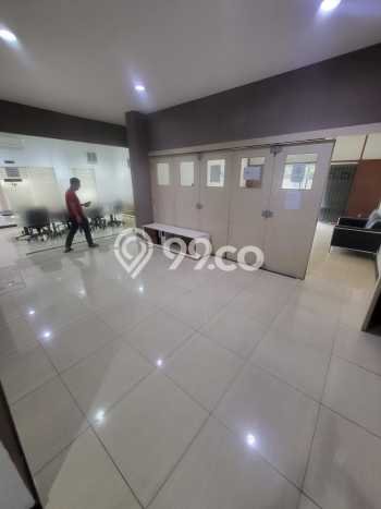 Area Ramai! Ruko Dijual di Kemayoran untuk Bisnis Luas Bangunan 559m2 Area Ramai! Ruko Dijual di Kemayoran untuk Bisnis Luas Bangunan 559m2