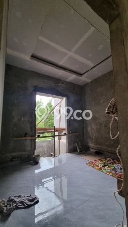 Hunian Elit LB 240m2 Siap Pakai Desain Elegan di Villa Meruya, Jakarta Barat Hunian Elit LB 240m2 Siap Pakai Desain Elegan di Villa Meruya, Jakarta Barat