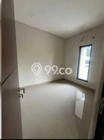 Rumah Elit Modern Siap Huni di Bojong Indah Jakarta Barat Rumah Elit Modern Siap Huni di Bojong Indah Jakarta Barat