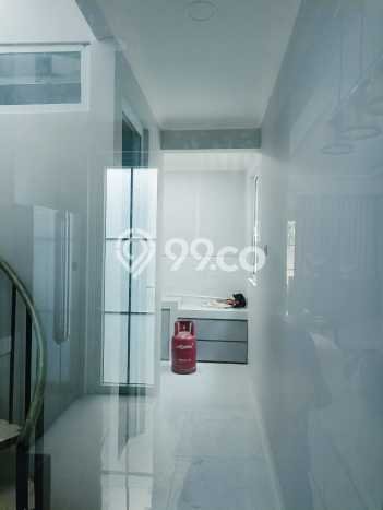 Dijual Rumah Luas Elegan Dengan View Eksklusif di Metro permata, Jakarta Barat Dijual Rumah Luas Elegan Dengan View Eksklusif di Metro permata, Jakarta Barat