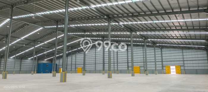 AREA BERKEMBANG! Gudang For Rent di Cikarang Barat, Luas 8112m2m², Siap Bisnis AREA BERKEMBANG! Gudang For Rent di Cikarang Barat, Luas 8112m2m², Siap Bisnis