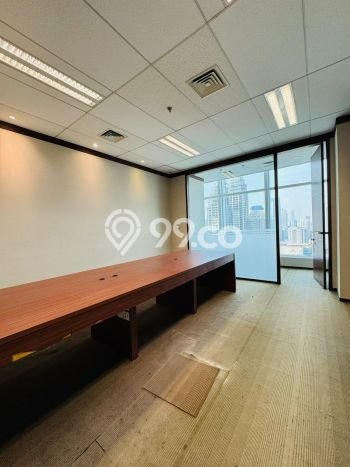 Kantor paling strategis disewakan di Kebayoran Baru Jakarta Selatan Kantor paling strategis disewakan di Kebayoran Baru Jakarta Selatan