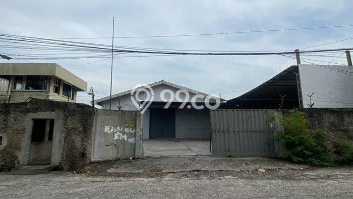 Gudang Disewa di Jakarta Barat dengan LB 2270m2 Area Komersial Ramai Gudang Disewa di Jakarta Barat dengan LB 2270m2 Area Komersial Ramai