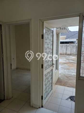 Rumah Modern 2 Kamar LT 150m2 di Suvarna Sutera Rumah Modern 2 Kamar LT 150m2 di Suvarna Sutera
