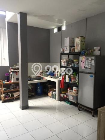 Rumah Rapi Semi Furnished SHM di Kalideres Permai, Jakarta Barat Rumah Rapi Semi Furnished SHM di Kalideres Permai, Jakarta Barat