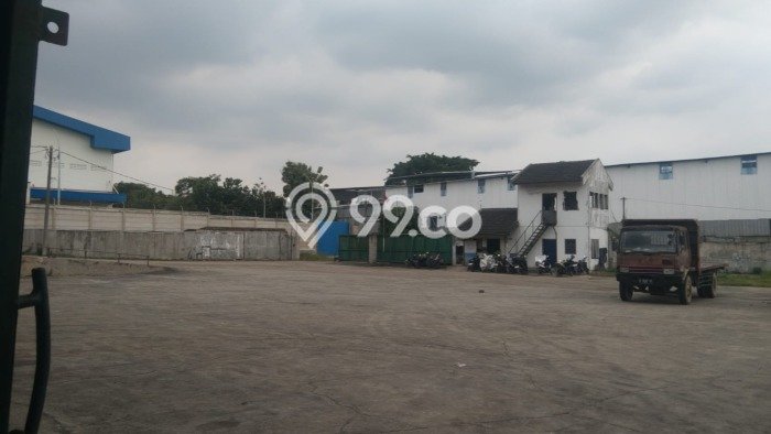 Gudang disewakan lokasi strategis Jati Uwung Tangerang 5520m2 Gudang disewakan lokasi strategis Jati Uwung Tangerang 5520m2