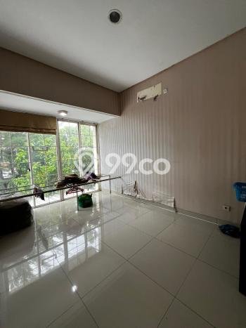 Siap Huni Rumah Mewah 5 Kamar di Cengkareng Dekat ke Mana Saja Siap Huni Rumah Mewah 5 Kamar di Cengkareng Dekat ke Mana Saja