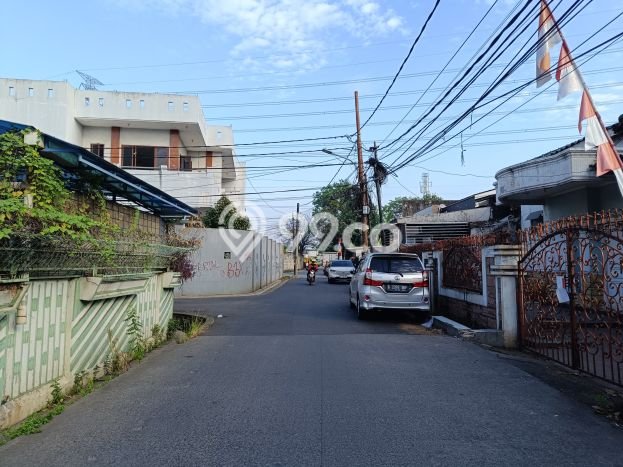 Rumah Luas Asri 5 KT Siap Huni di Kalideres Jakarta Barat Rumah Luas Asri 5 KT Siap Huni di Kalideres Jakarta Barat