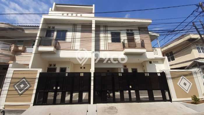 Rumah Luxury Modern Tanpa Renovasi di Duri Kepa Jakarta Barat Rumah Luxury Modern Tanpa Renovasi di Duri Kepa Jakarta Barat