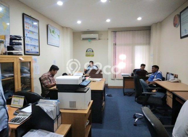 Untuk Dijual! Ruko di Cawang Jakarta Timur LT 40m2 / LB 300m2 Kawasan Strategis Untuk Dijual! Ruko di Cawang Jakarta Timur LT 40m2 / LB 300m2 Kawasan Strategis