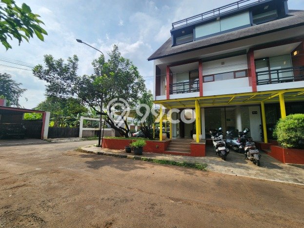 Rumah Mewah LB 250m2 Siap Pakai Desain Elegan di Bintaro, Jakarta Selatan Rumah Mewah LB 250m2 Siap Pakai Desain Elegan di Bintaro, Jakarta Selatan