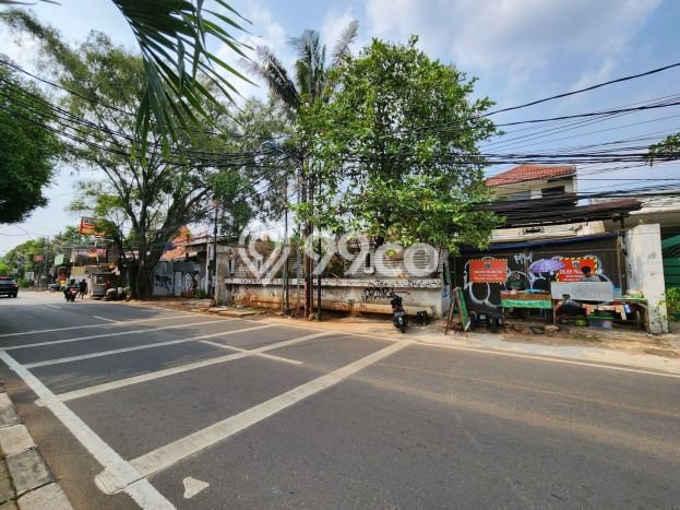 Dijual Hunian Mewah dengan Fasilitas Sekitar Komplit di Cilandak, Jakarta Selatan Dijual Hunian Mewah dengan Fasilitas Sekitar Komplit di Cilandak, Jakarta Selatan