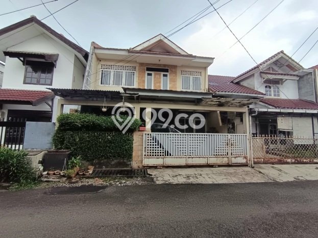 Rumah Luas Asri 3 KT Siap Pakai di Bintaro Jakarta Selatan Rumah Luas Asri 3 KT Siap Pakai di Bintaro Jakarta Selatan
