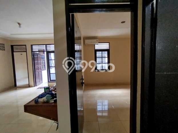 Jual Rumah Luas Megah Dengan View Eksklusif di Bintaro, Jakarta Selatan Jual Rumah Luas Megah Dengan View Eksklusif di Bintaro, Jakarta Selatan